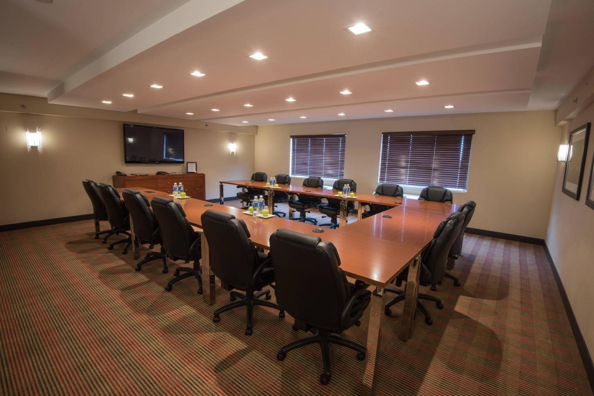 Four Points By Sheraton Winnipeg South Ngoại thất bức ảnh